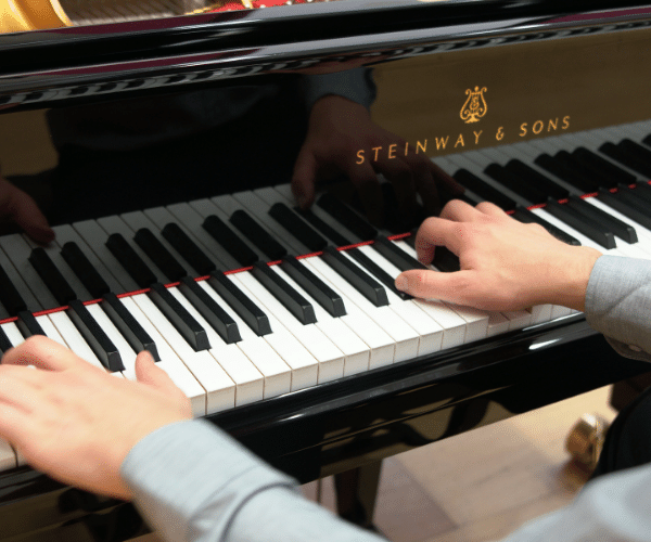 Dominic Ciccotti - Performing on Steinway Model D